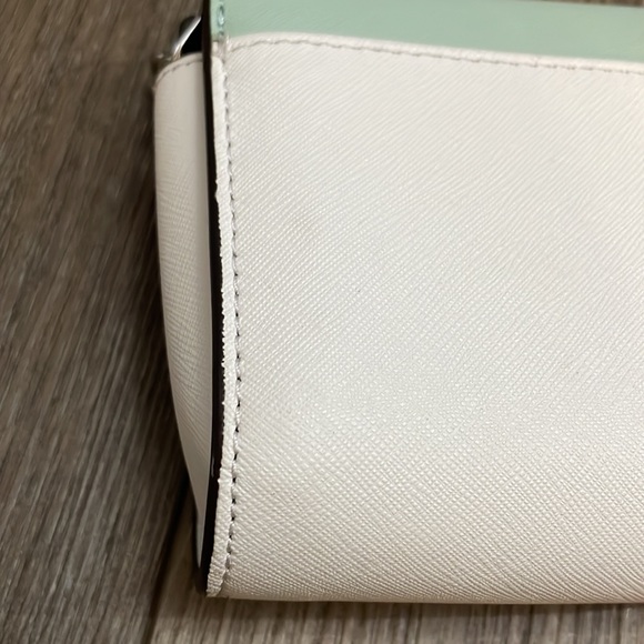 Kate Spade New York Cameron Small Flap Cross Body - Picture 5 of 6